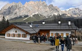 Jaegerhaus Agriturismo Cortina Dʼampezzo